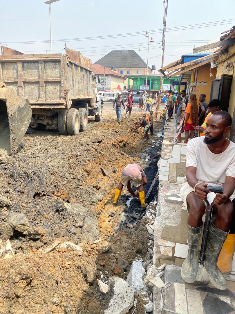 Construction of 1.1KM Ekwe Street Road